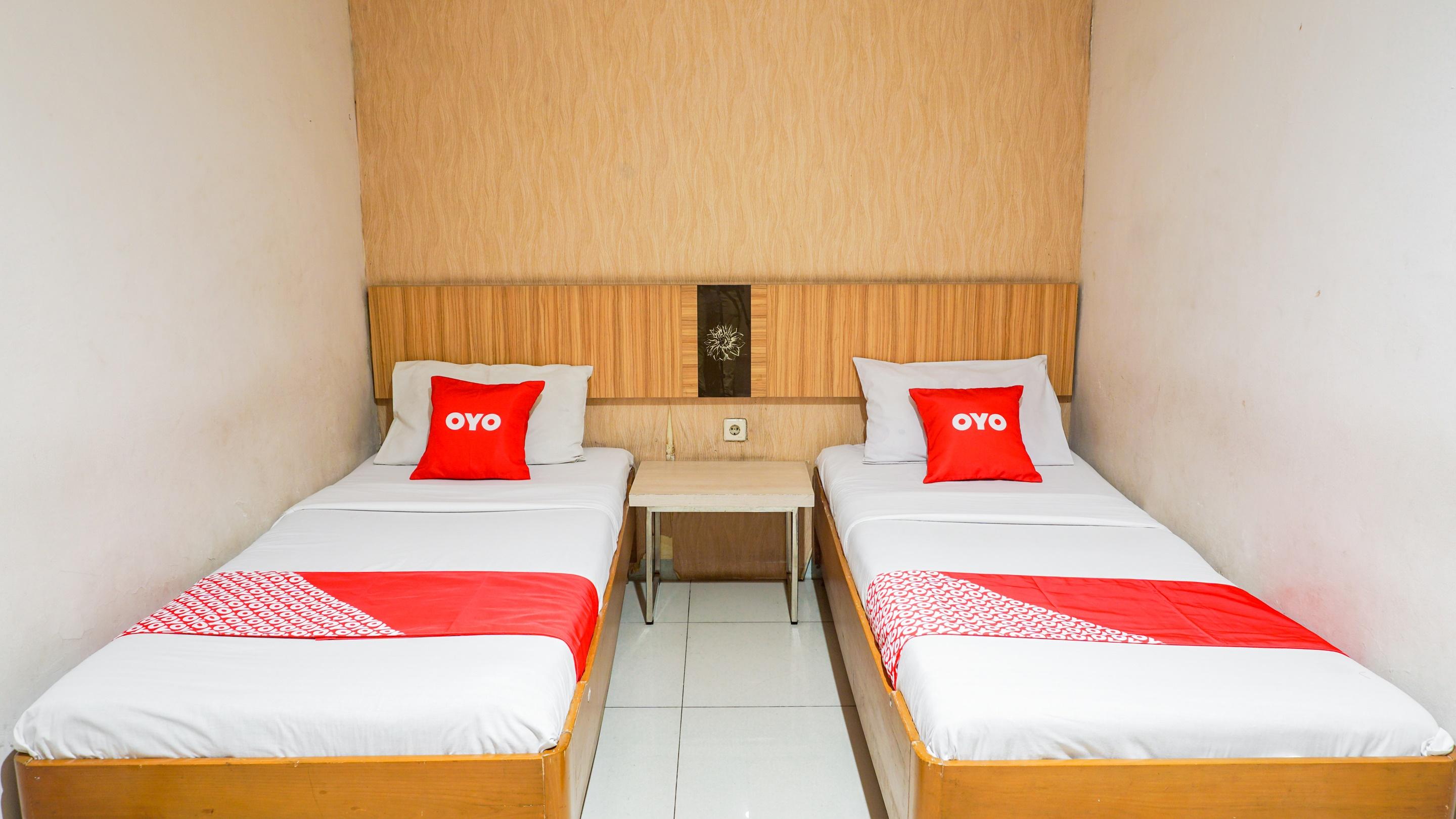 Oyo 2085 Chrysanta Hotel Бандунг Екстериор снимка