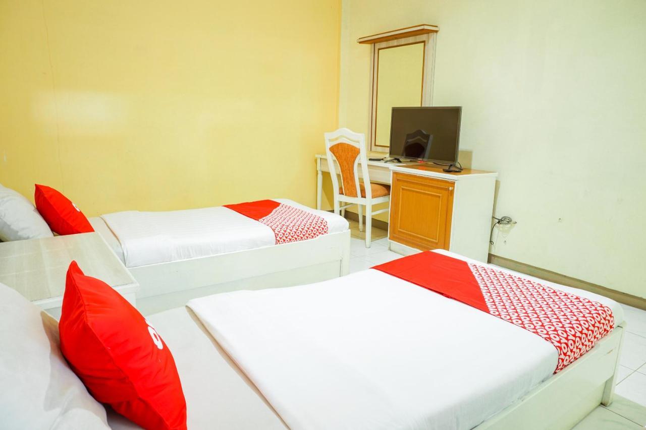 Oyo 2085 Chrysanta Hotel Бандунг Екстериор снимка