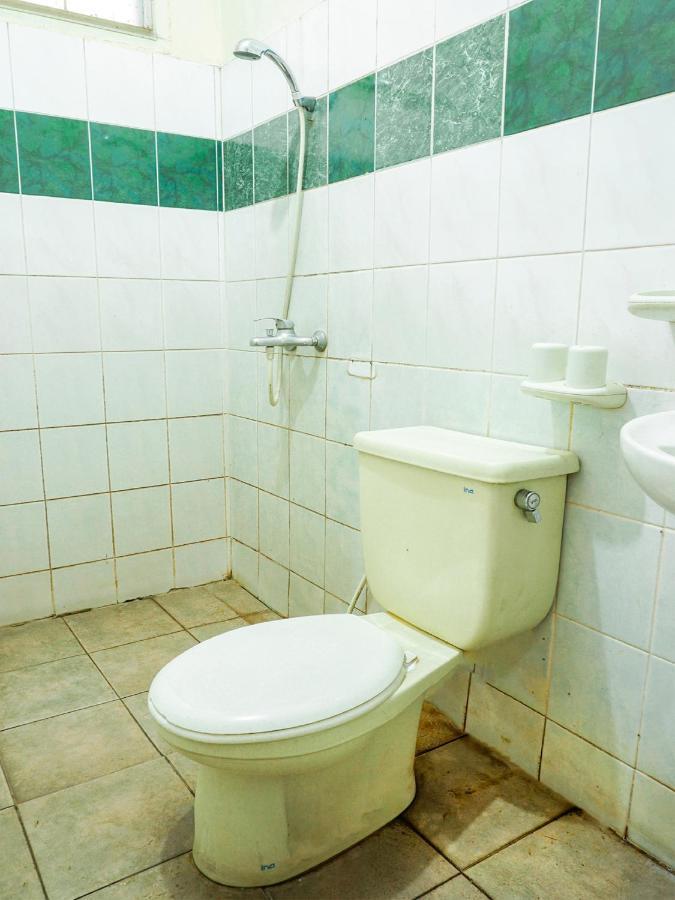 Oyo 2085 Chrysanta Hotel Бандунг Екстериор снимка